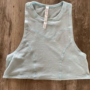 Lululemon crop muscle tank size 4